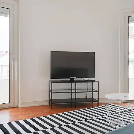 Central 3 Bed Next To Praca De Espanha Lisbon